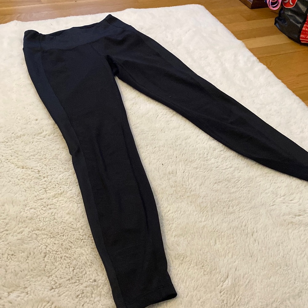 High rise, black new balance leggings.